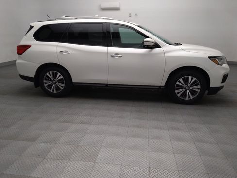 Used 2017 Nissan Pathfinder SL w/ SL Premium Package AWD/4WD image 11