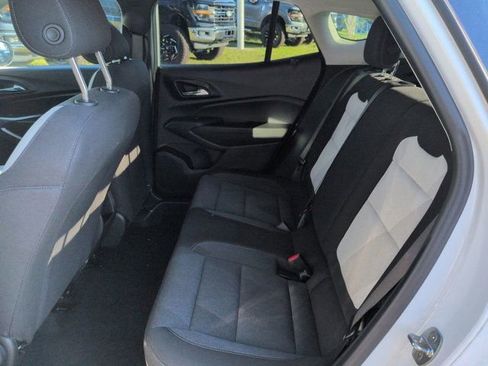 Used 2024 Chevrolet Trax LS FWD image 13