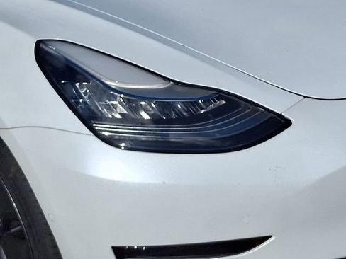 Used 2018 Tesla Model 3 Long Range image 11