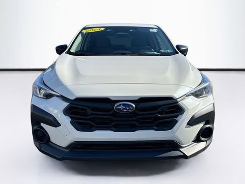 Used 2024 Subaru Crosstrek 2.0i AWD/4WD image 2