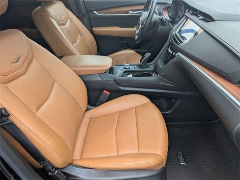 Used 2023 Cadillac XT5 Premium Luxury w/ Technology Package image 32