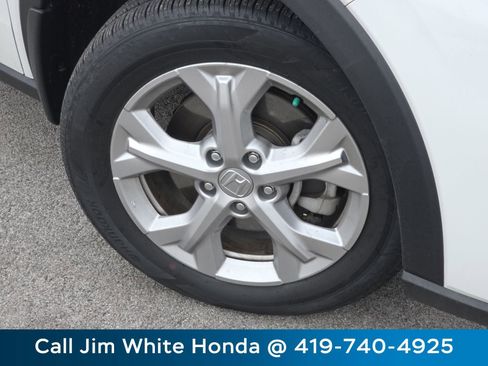 Certified 2024 Honda HR-V LX image 12