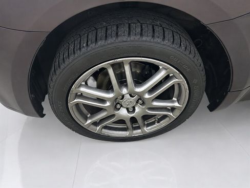 Used 2009 Scion tC FWD image 25