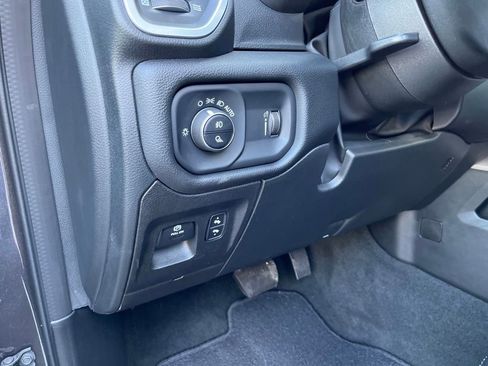 New 2022 RAM 1500 Big Horn image 35