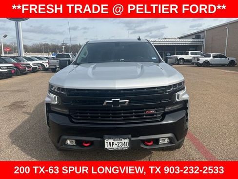 Used 2021 Chevrolet Silverado 1500 LT Trail Boss w/ LPO, Dark Essentials Package image 2