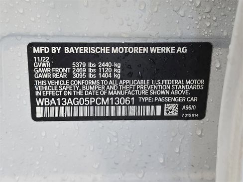 Used 2023 BMW 530e w/ Premium Package image 32