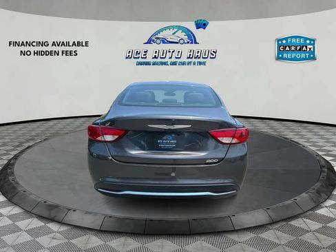 Used 2015 Chrysler 200 Limited image 6