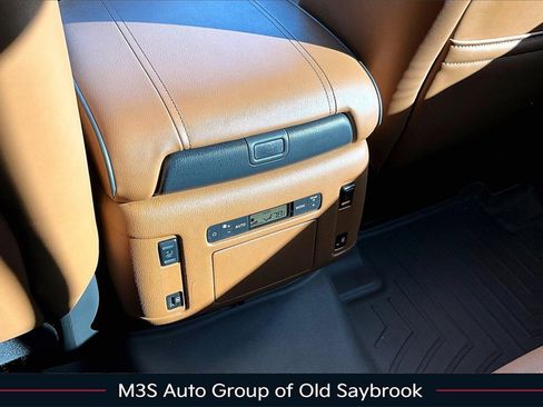 Used 2023 INFINITI QX80 Sensory w/ Cargo Package image 10