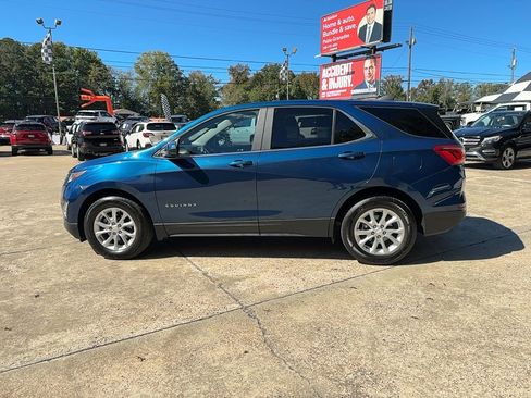 Used 2021 Chevrolet Equinox LT w/ LPO, Cargo Package image 8