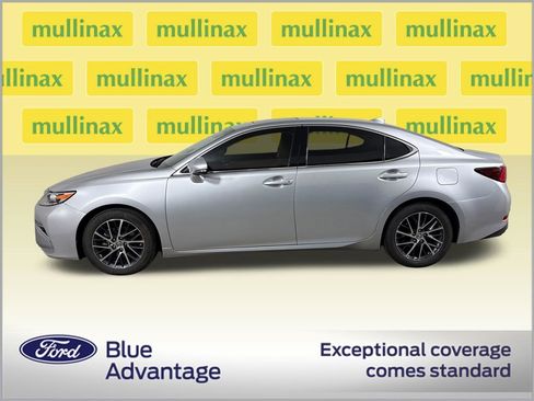 Used 2018 Lexus ES 350 w/ Luxury Package w/Wood Trim FWD image 10