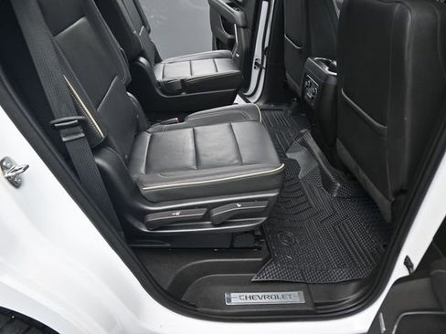 Used 2023 Chevrolet Tahoe Premier image 14