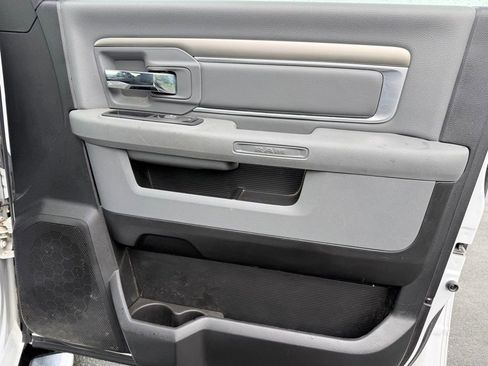 Used 2019 RAM 1500 Big Horn AWD/4WD image 11