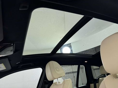 Used 2023 BMW X3 xDrive30i w/ M Sport Package AWD/4WD image 32