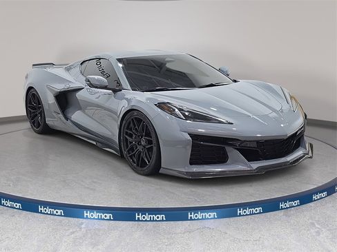 Used 2024 Chevrolet Corvette Z06 image 4