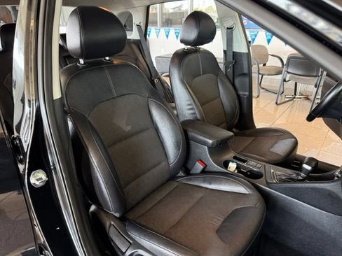 Used 2019 Kia Niro EX FWD image 26