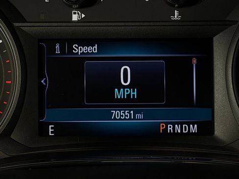 Used 2022 Buick Encore Preferred AWD/4WD image 15