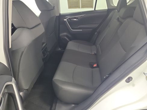 Certified 2025 Toyota RAV4 XLE AWD/4WD image 10