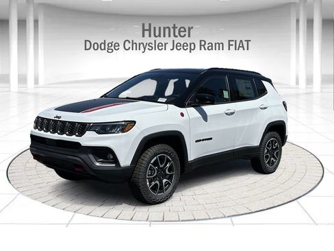 New 2026 Jeep Compass Trailhawk AWD/4WD image 1