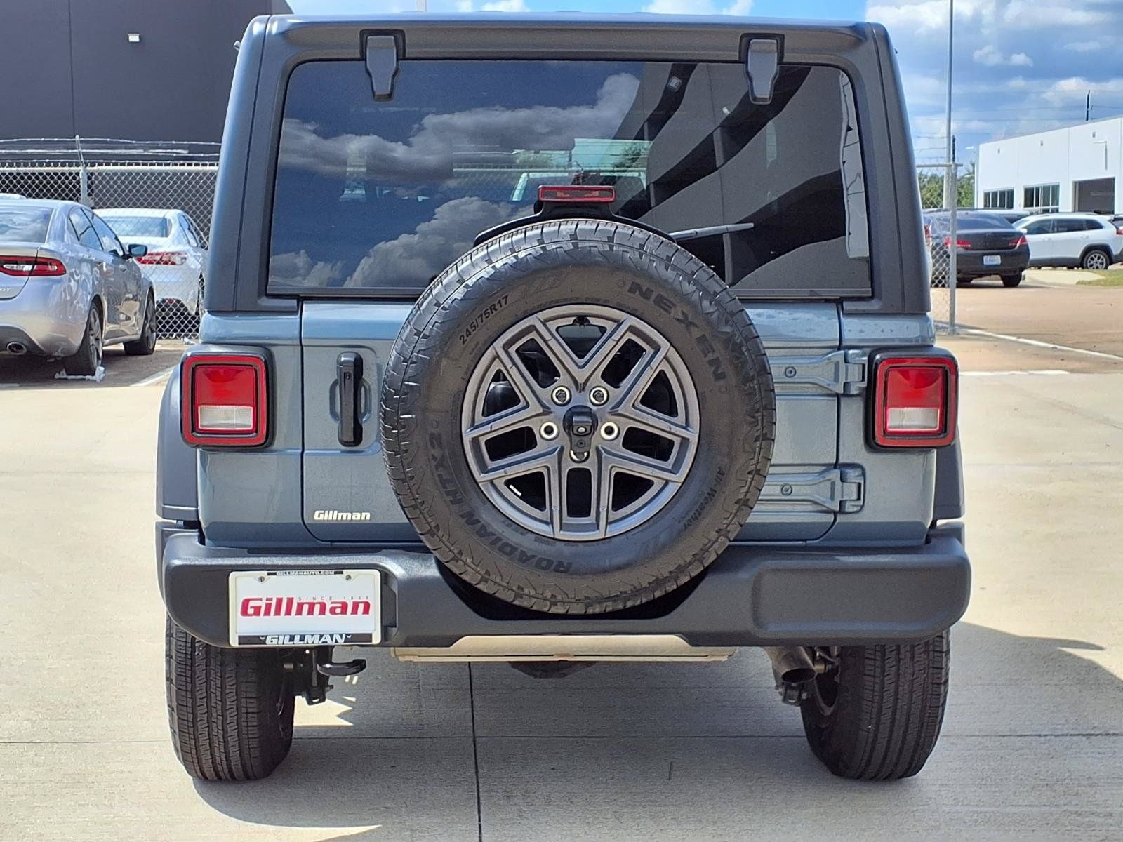 Used 2024 Jeep Wrangler Sport AWD/4WD image 28
