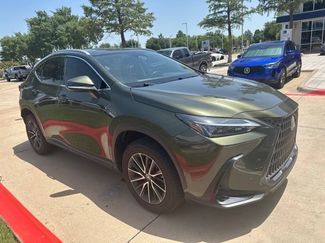 Used 2024 Lexus NX 250 FWD w/ Towing Package (2000 Lbs) video 1