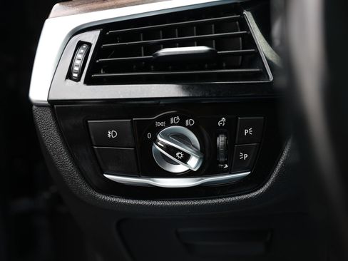 Used 2017 BMW 530i RWD image 52