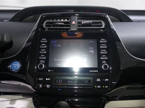 Used 2022 Toyota Prius FWD image 35