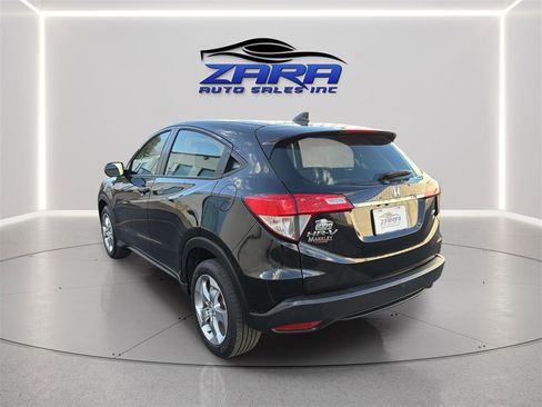 Used 2022 Honda HR-V LX image 5