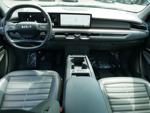 Certified 2024 Kia EV9 Land AWD/4WD image 10