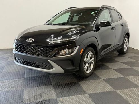 Used 2022 Hyundai Kona SEL AWD/4WD image 6