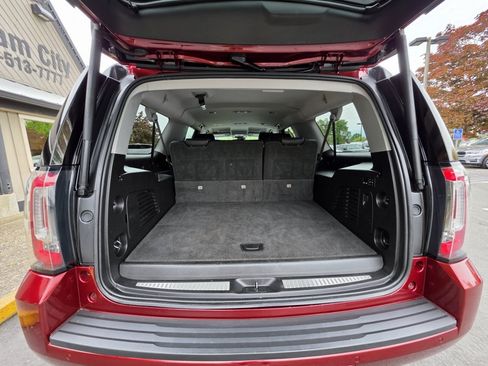 Used 2018 GMC Yukon XL SLT AWD/4WD image 13