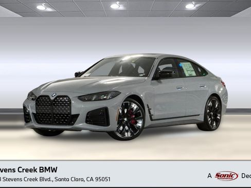 New 2026 BMW 430i w/ M Sport Package RWD image 1