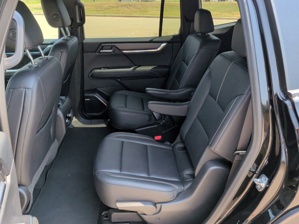 Used 2024 GMC Acadia Elevation AWD/4WD image 35