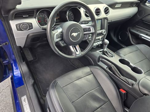 Used 2016 Ford Mustang Premium image 24