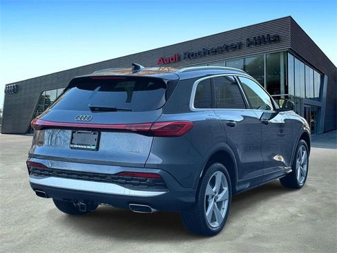 Certified 2025 Audi Q5 Premium Plus w/ Premium Plus image 5