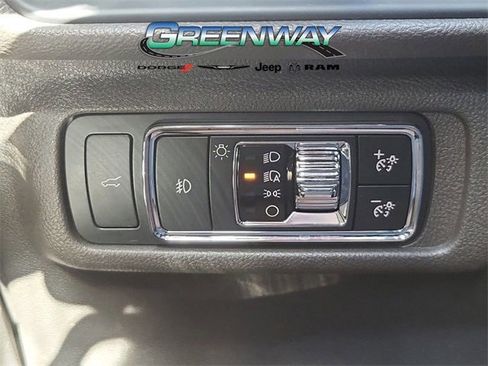 Used 2020 Lincoln Corsair Reserve w/ Elements Package image 16