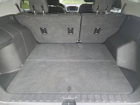 Used 2018 GMC Terrain SLE FWD image 21