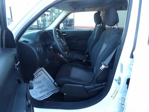 Used 2015 Jeep Patriot Sport FWD image 7