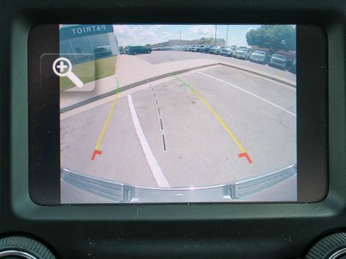 Used 2020 RAM 1500 Big Horn AWD/4WD image 30