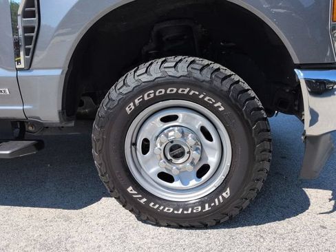 Certified 2024 Ford F250 XL w/ FX4 Off-Road Package AWD/4WD image 12