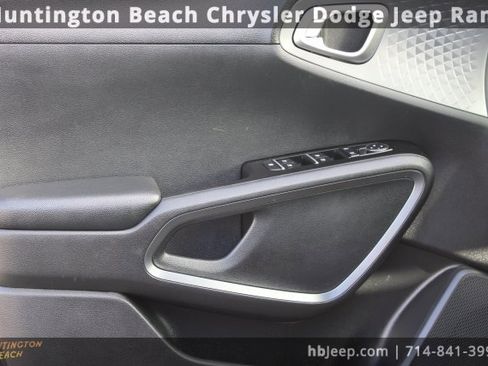 Used 2020 Kia Soul S image 9