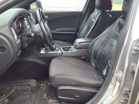 Used 2015 Dodge Charger SE w/ Popular Equipment Group RWD image 6