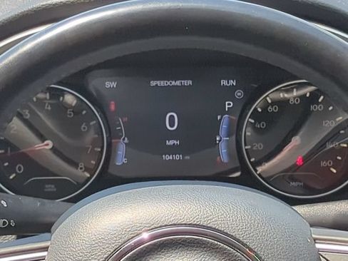 Certified 2018 Jeep Compass Limited AWD/4WD image 7