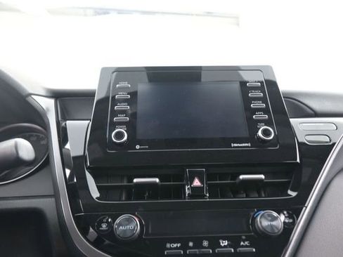 Used 2024 Toyota Camry SE FWD image 18