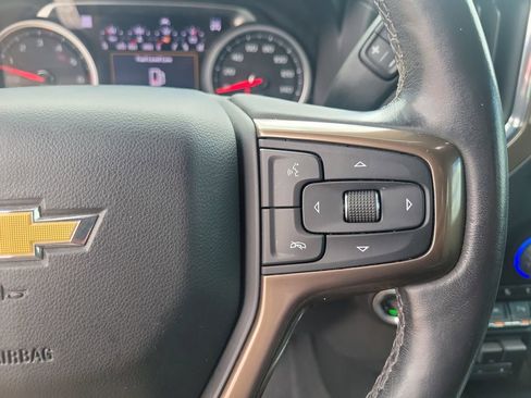 Used 2019 Chevrolet Silverado 1500 High Country w/ Technology Package AWD/4WD image 23