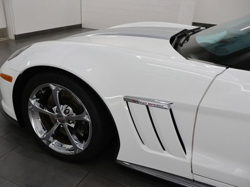 Used 2013 Chevrolet Corvette Grand Sport w/ 4LT Preferred Equipment Group RWD image 29
