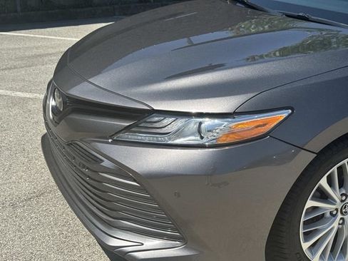 Used 2018 Toyota Camry XLE w/ Driver Assist Package FWD image 10