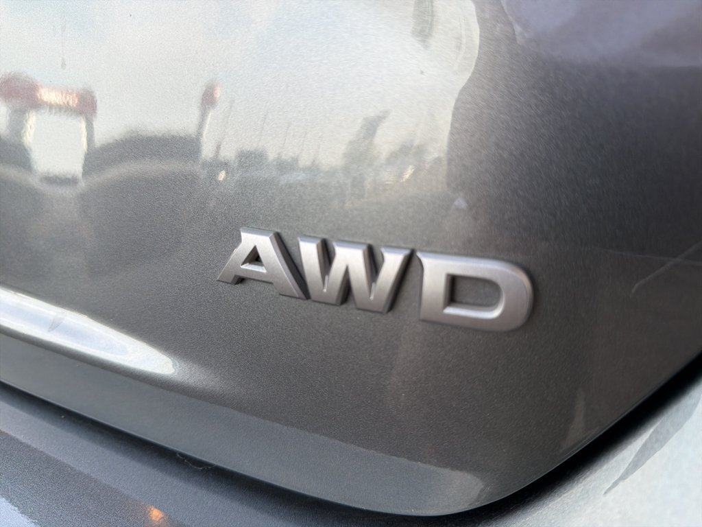 Used 2025 Nissan Altima 2.5 SR AWD/4WD image 8