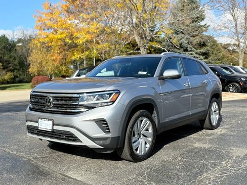 Used 2022 Volkswagen Atlas Cross Sport SE image 9