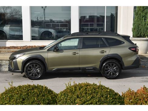 Certified 2025 Subaru Outback Onyx Edition image 6