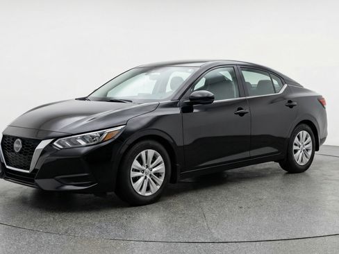 Used 2025 Nissan Sentra S FWD image 3